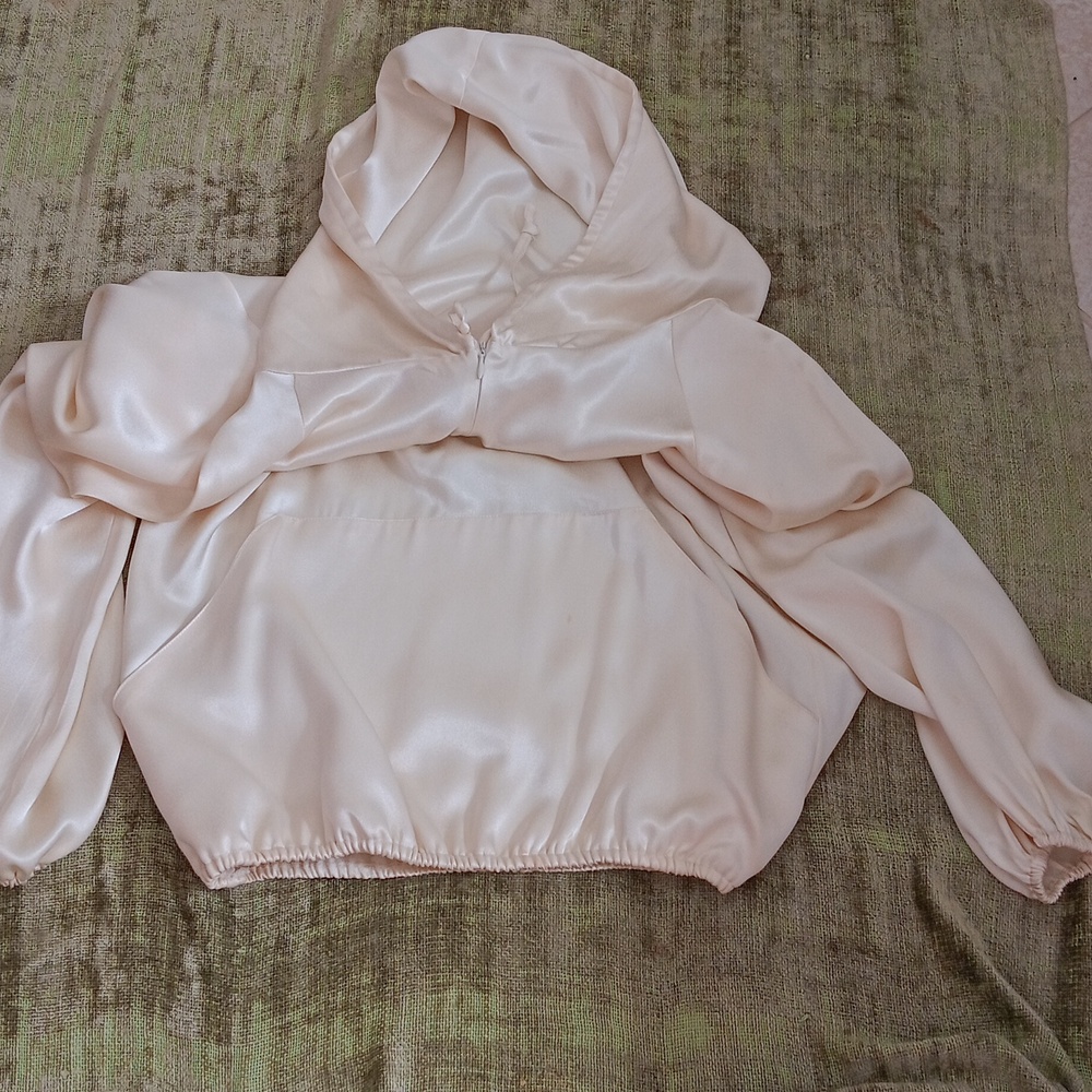 Vintage Cream Satin Pullover Hooded Sweatshirt.Size L - Picture 2 of 14